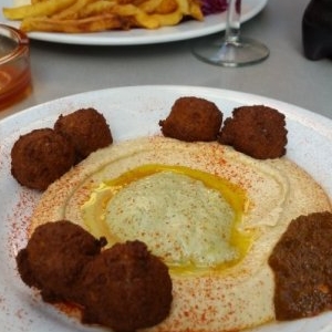 Au Falafel