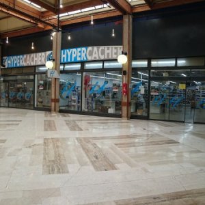 Hypercacher